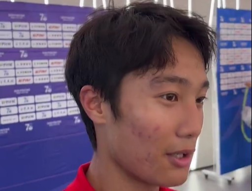 海港B队小将张俊杰助攻制胜球 自评体能不足需提升 海港B队小将张俊杰助攻制胜球 自评体能不足需提升
