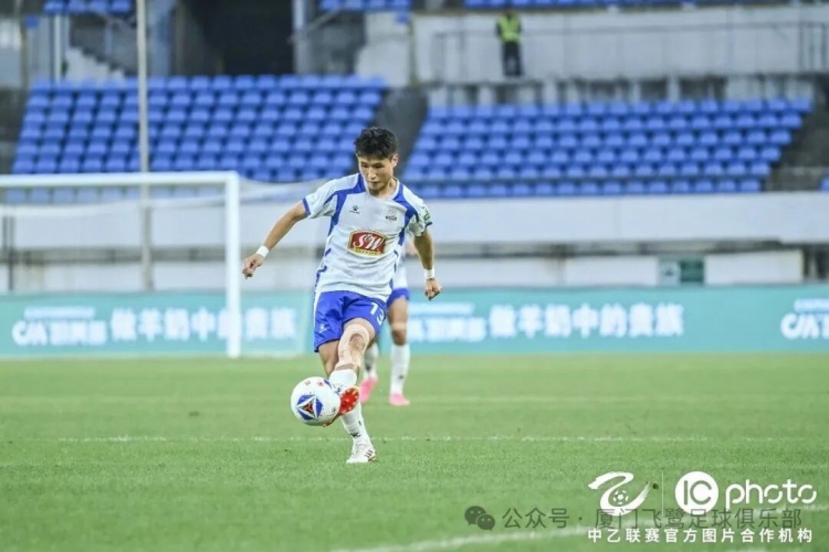 中乙榜首战:马冲冲头球定乾坤,厦门飞鹭0-1客负贵州贵阳竞技 中乙榜首战:马冲冲头球定乾坤,厦门飞鹭0-1客负贵州贵阳竞技