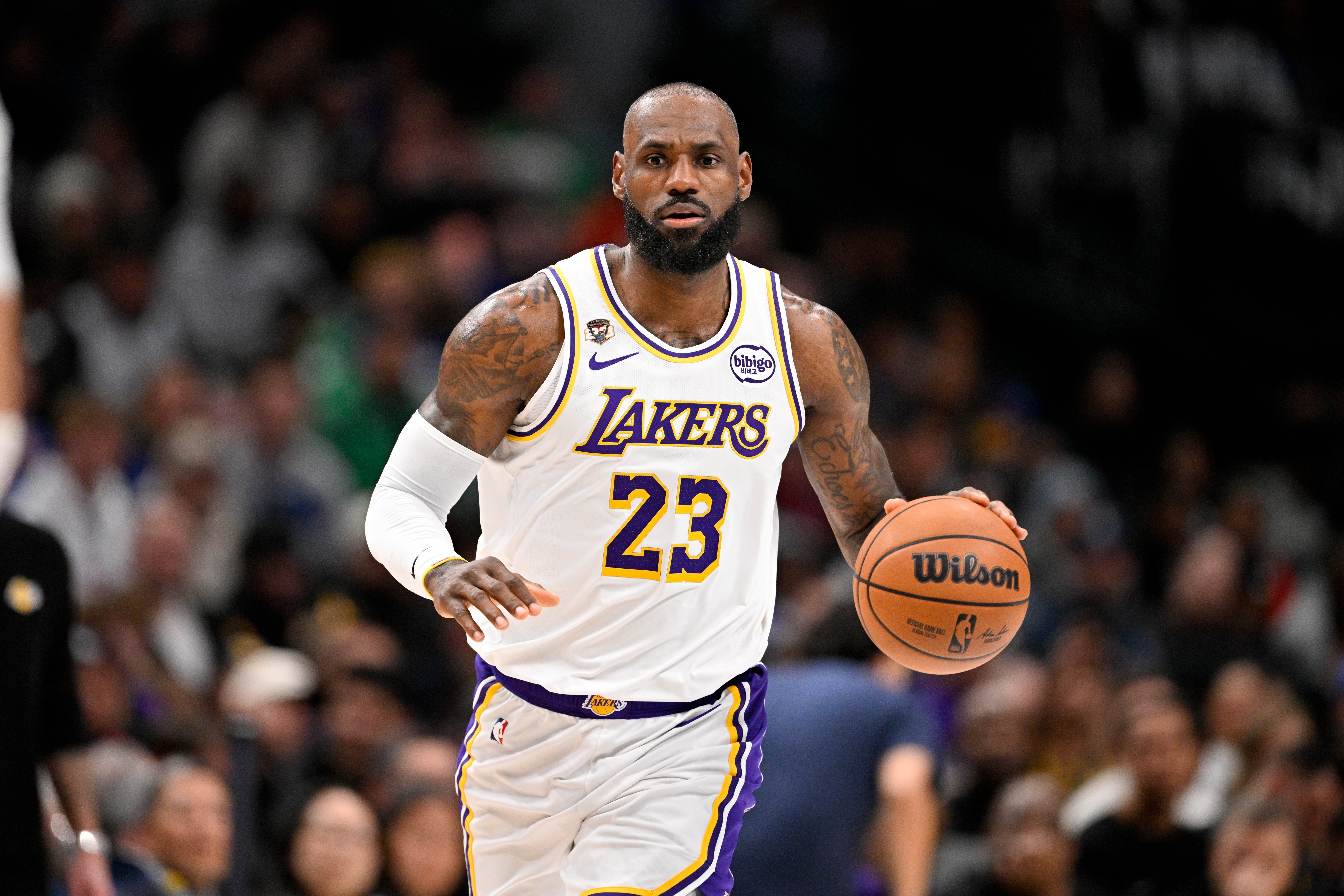 詹姆斯不退役，告知湖人可重建；A·史密斯：回骑士争冠最佳