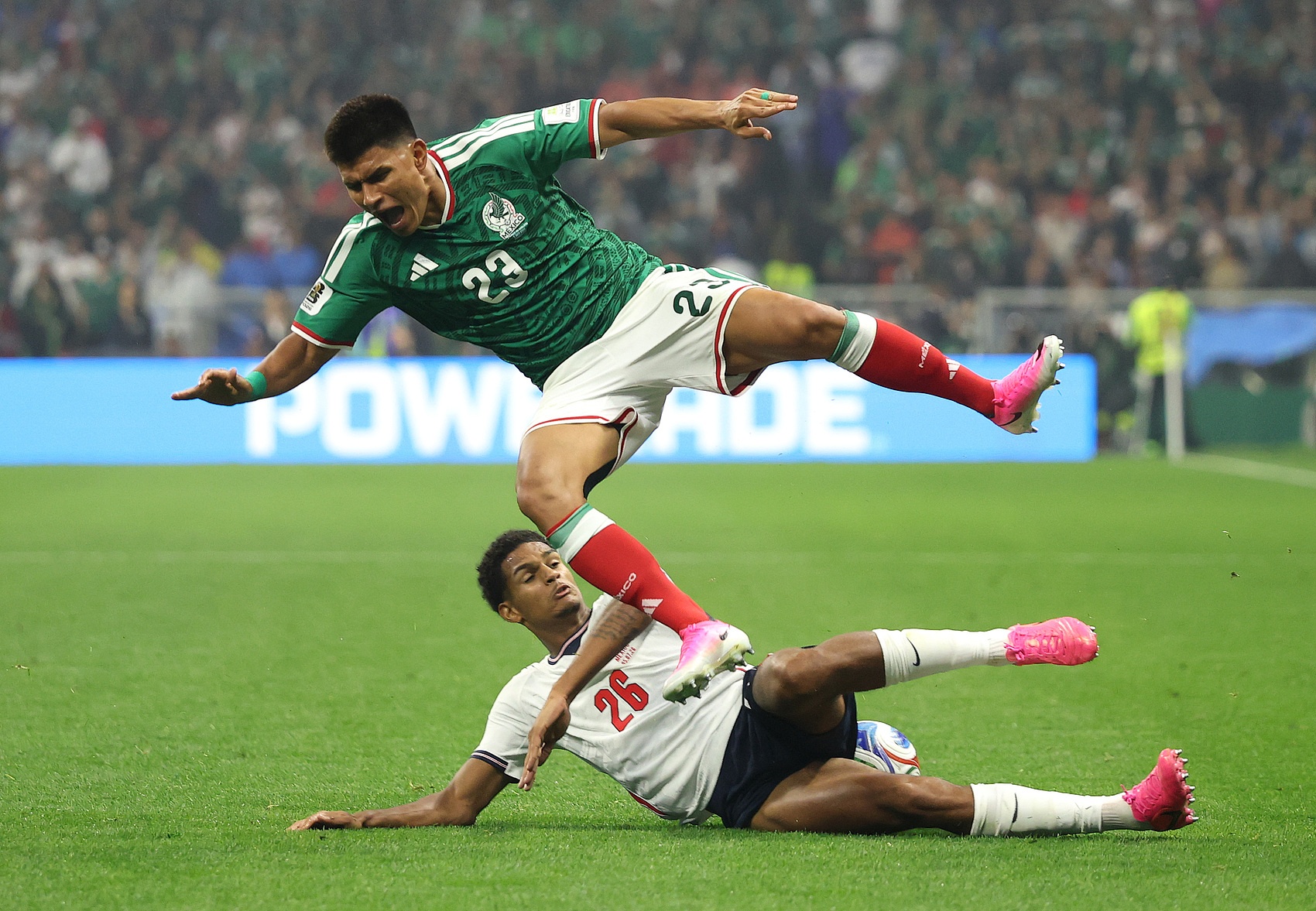 FIFA官方:宽萨直红停赛两场,复出需等决赛或三四名决赛