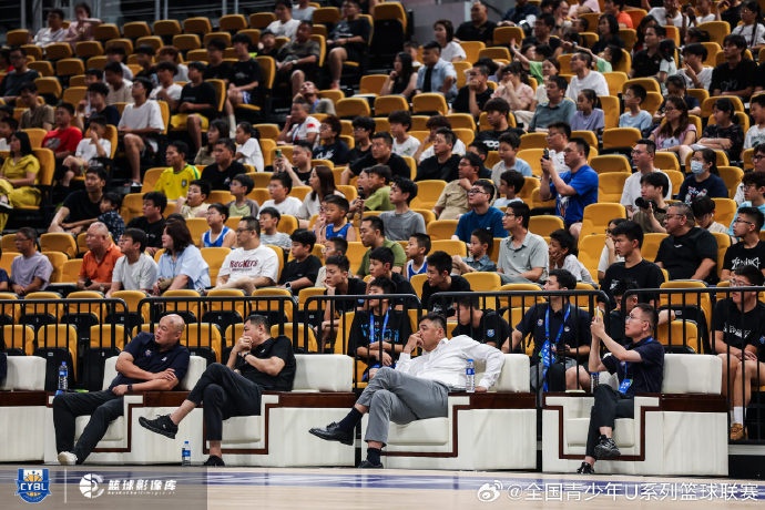 海南U15男篮全国夺冠 决赛88-77力克河北